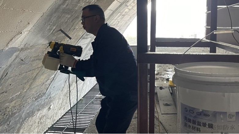 丙烯酸鹽噴膜防水材料環(huán)保性如何？地下管廊防水驗(yàn)收標(biāo)準(zhǔn)